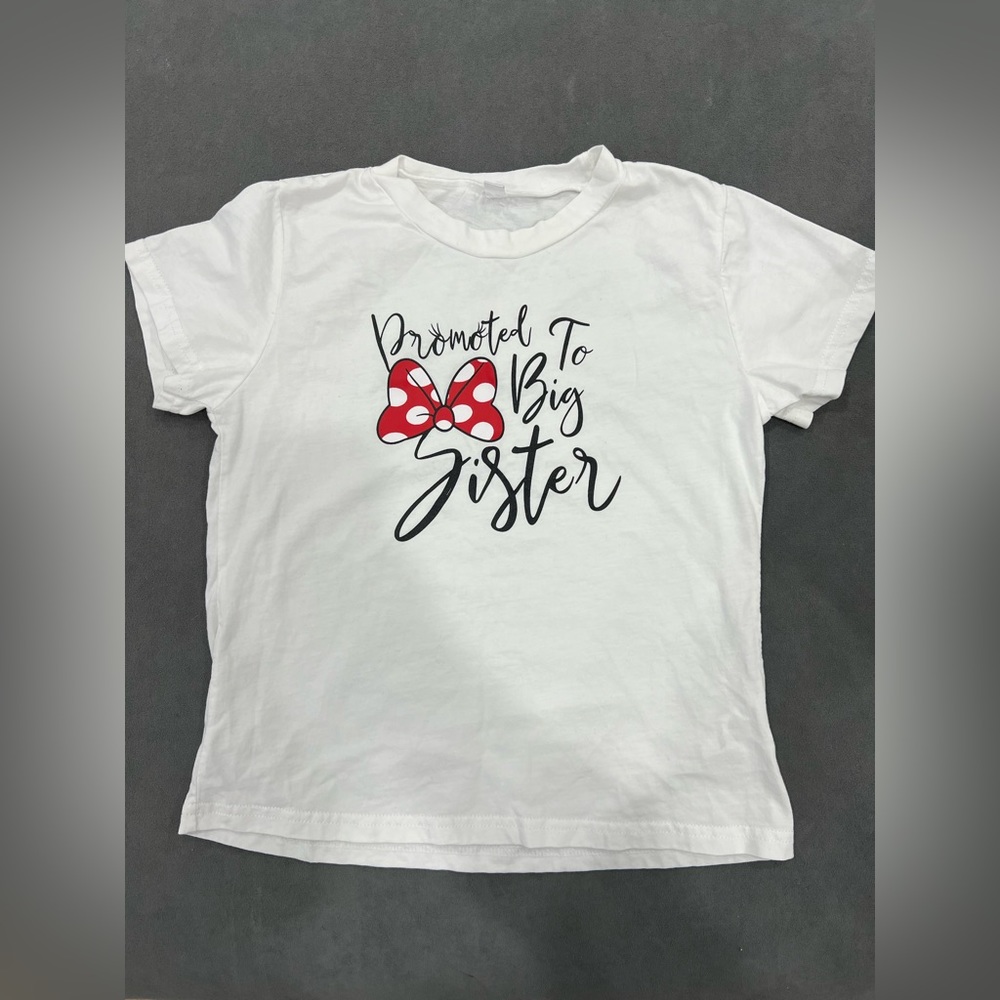 Promoted to big sister Tshirt